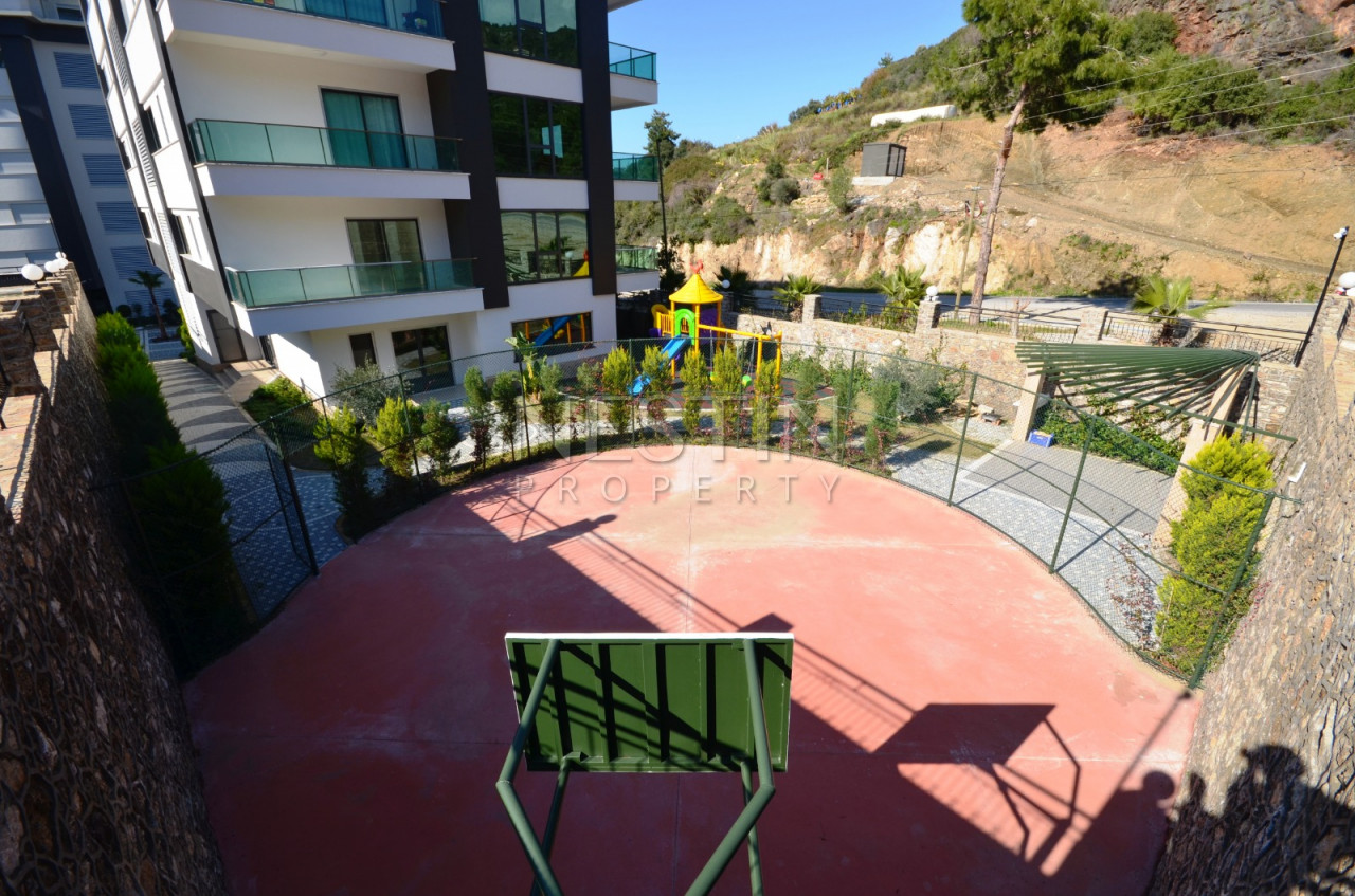 Большая и просторная квартира 1+1 в комплексе района Каргыджак фото 15