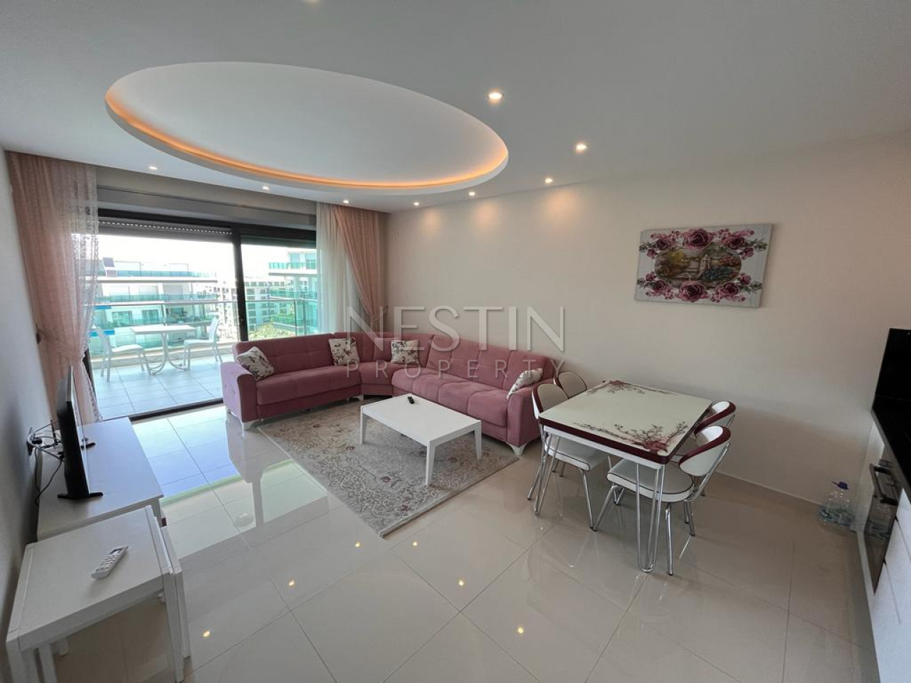 Большая и просторная квартира 1+1 в комплексе района Каргыджак фото 31