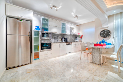 Квартира 2+1 с шикарным прямым видом на море в районе Махмутлар фото 9