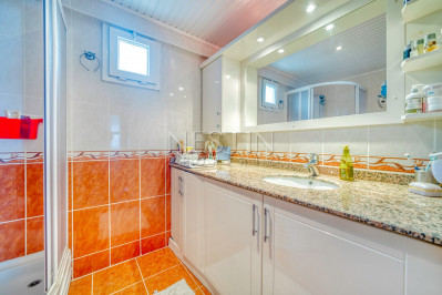 Квартира 2+1 с шикарным прямым видом на море в районе Махмутлар фото 22