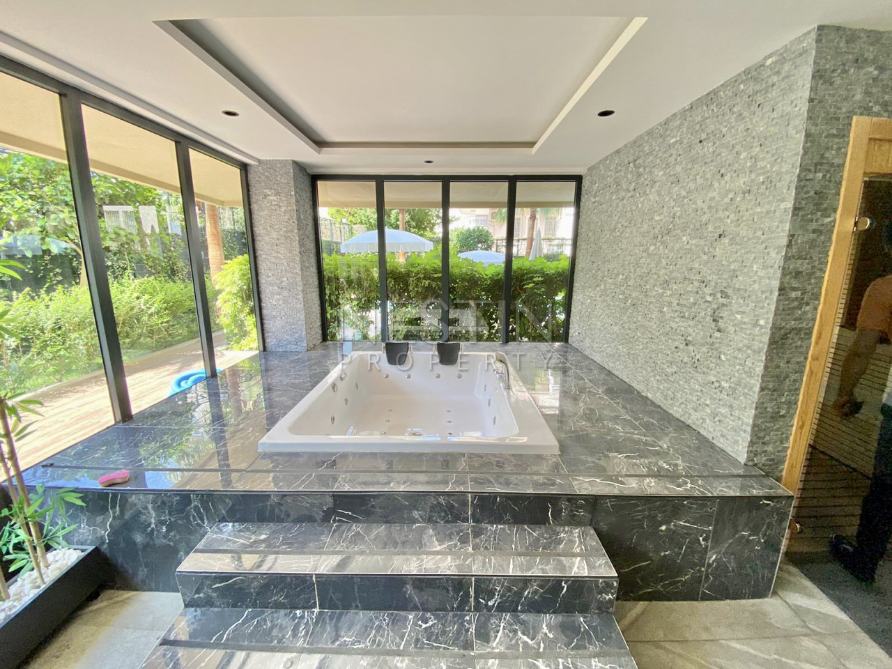 Квартира 1+1 в хорошем комплексе в центре Алании, в 200 м от моря фото 12