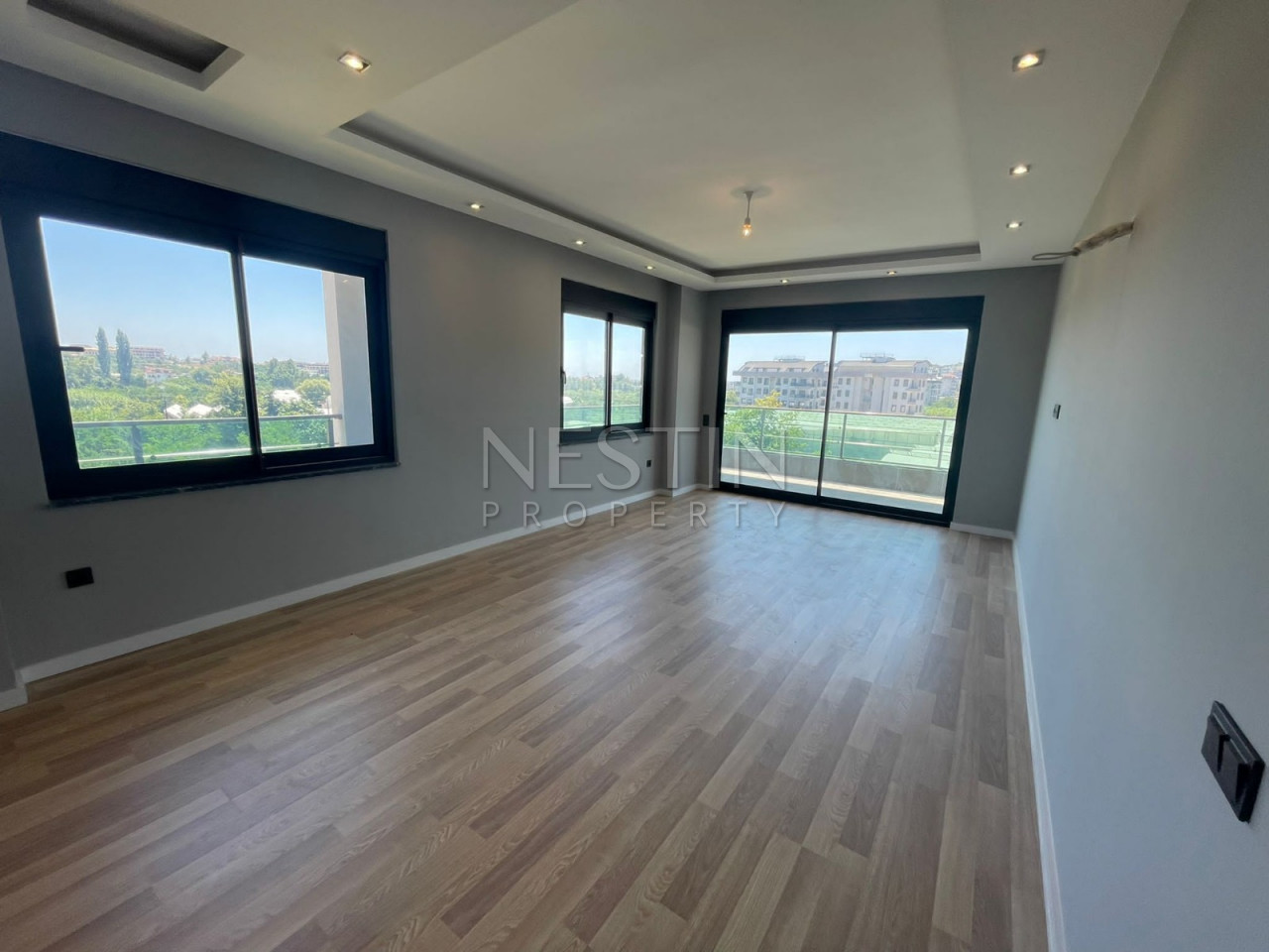 Квартира 3+1 с отдельной кухней в комплексе района верхней Обы фото 16