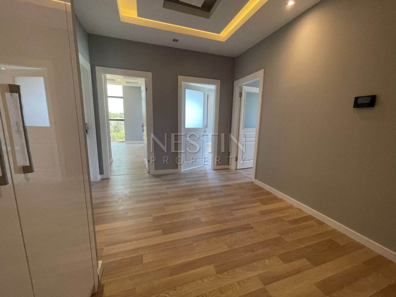 Квартира 3+1 с отдельной кухней в комплексе района верхней Обы фото 19