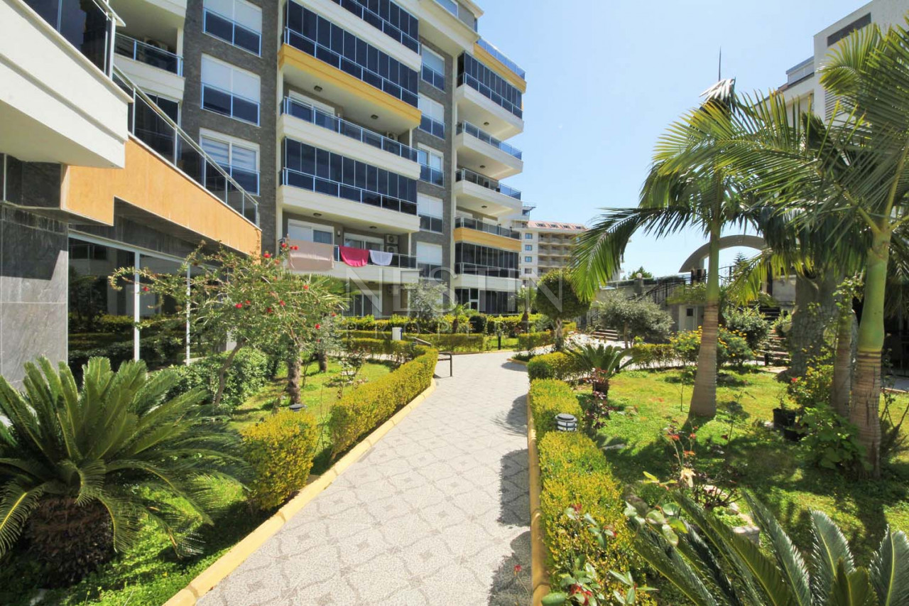 Просторная квартира 3+1 в районе Кестель, в 150 м от Средиземного моря фото 2