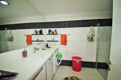 Просторная квартира 3+1 в районе Кестель, в 150 м от Средиземного моря фото 31