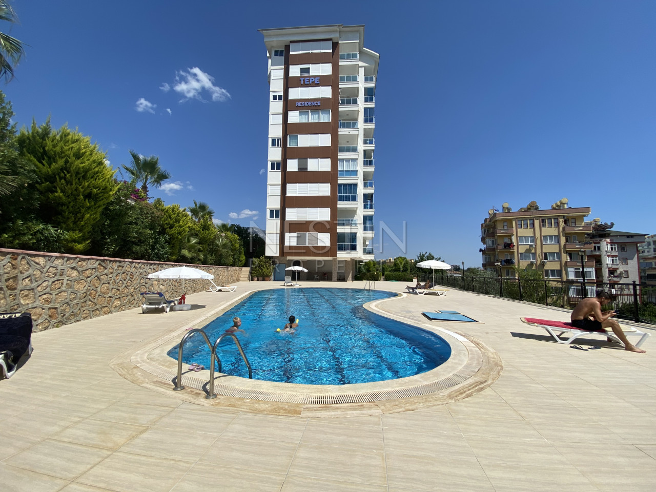 Просторная квартира 3+1 в районе Тосмур, в 900 м от Средиземного моря фото 1