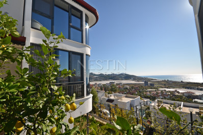 Вилла 3+1 с прекрасным видом на море в районе Демирташ фото 5