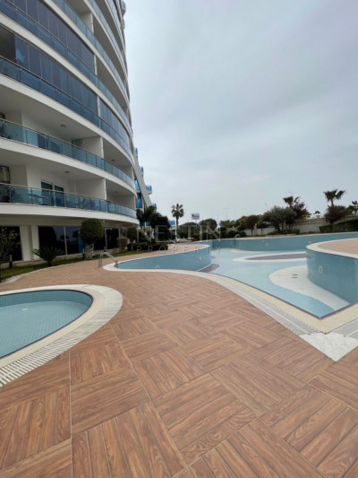 Квартира 1+1 с красивым видом на море в районе Махмутлар фото 2