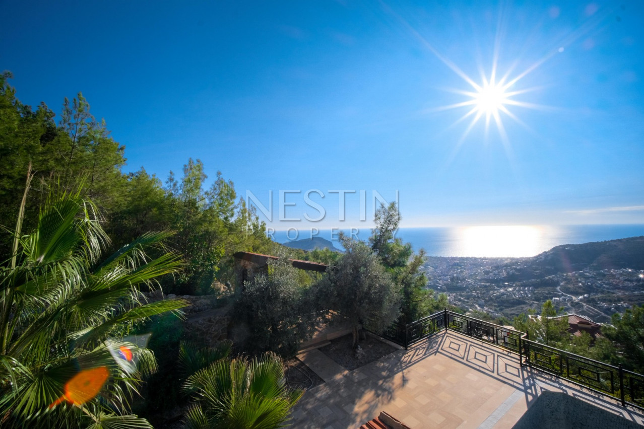 Просторная вилла 4+1 с прекрасными видовыми характеристиками в районе Бекташ в городе Аланья фото 11