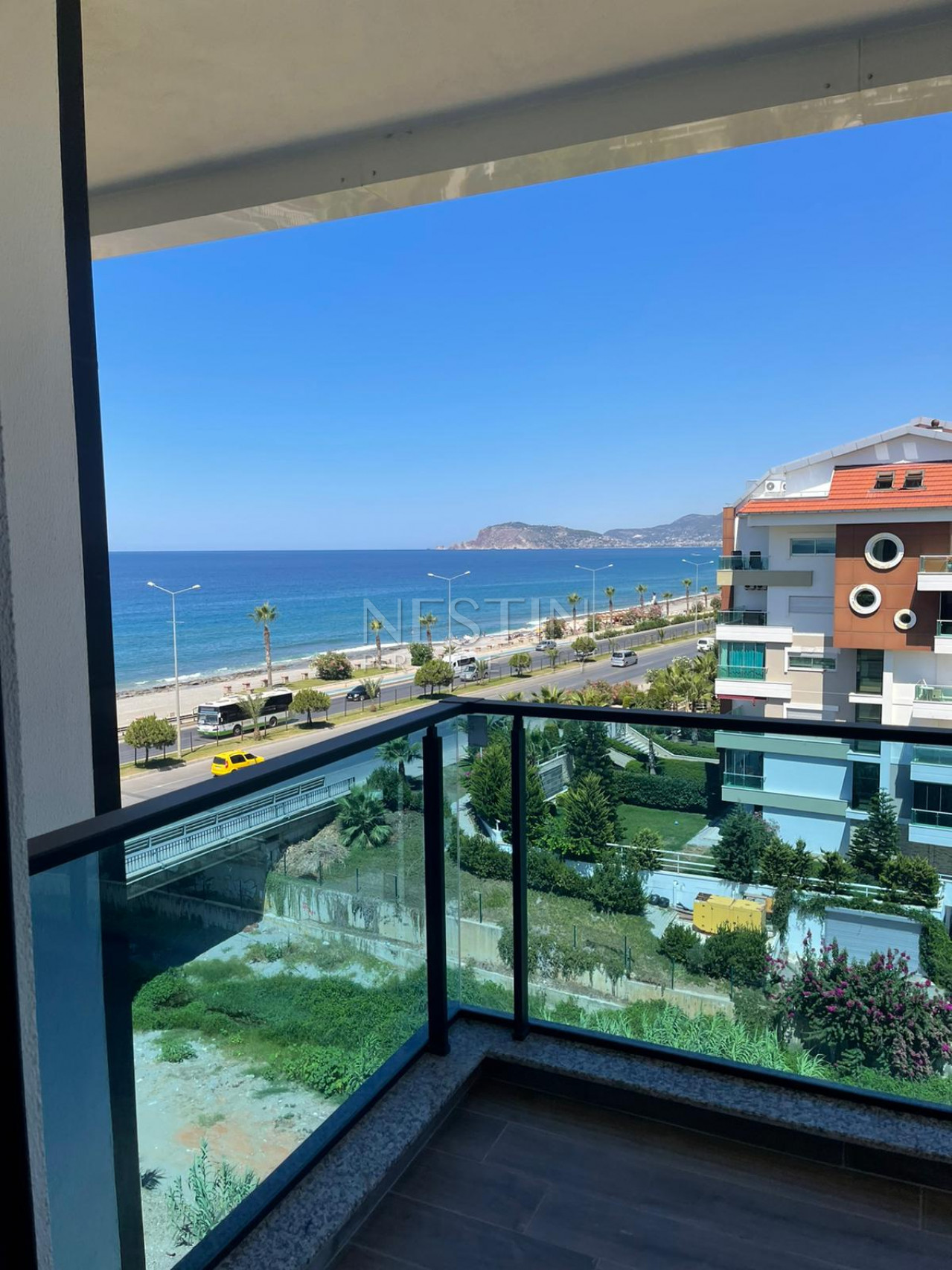 Квартира пентхаус 2+1 в новом комплексе на первой береговой линии района Кестель фото 8