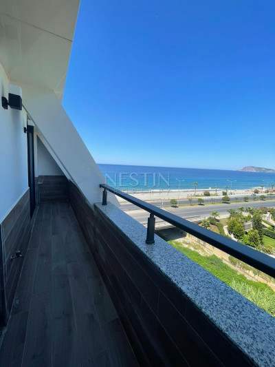 Квартира пентхаус 2+1 в новом комплексе на первой береговой линии района Кестель фото 13