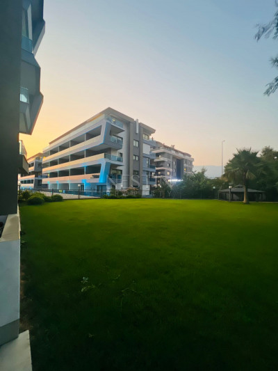 Просторный садовый дуплекс 3+1 в районе Каргыджак фото 30