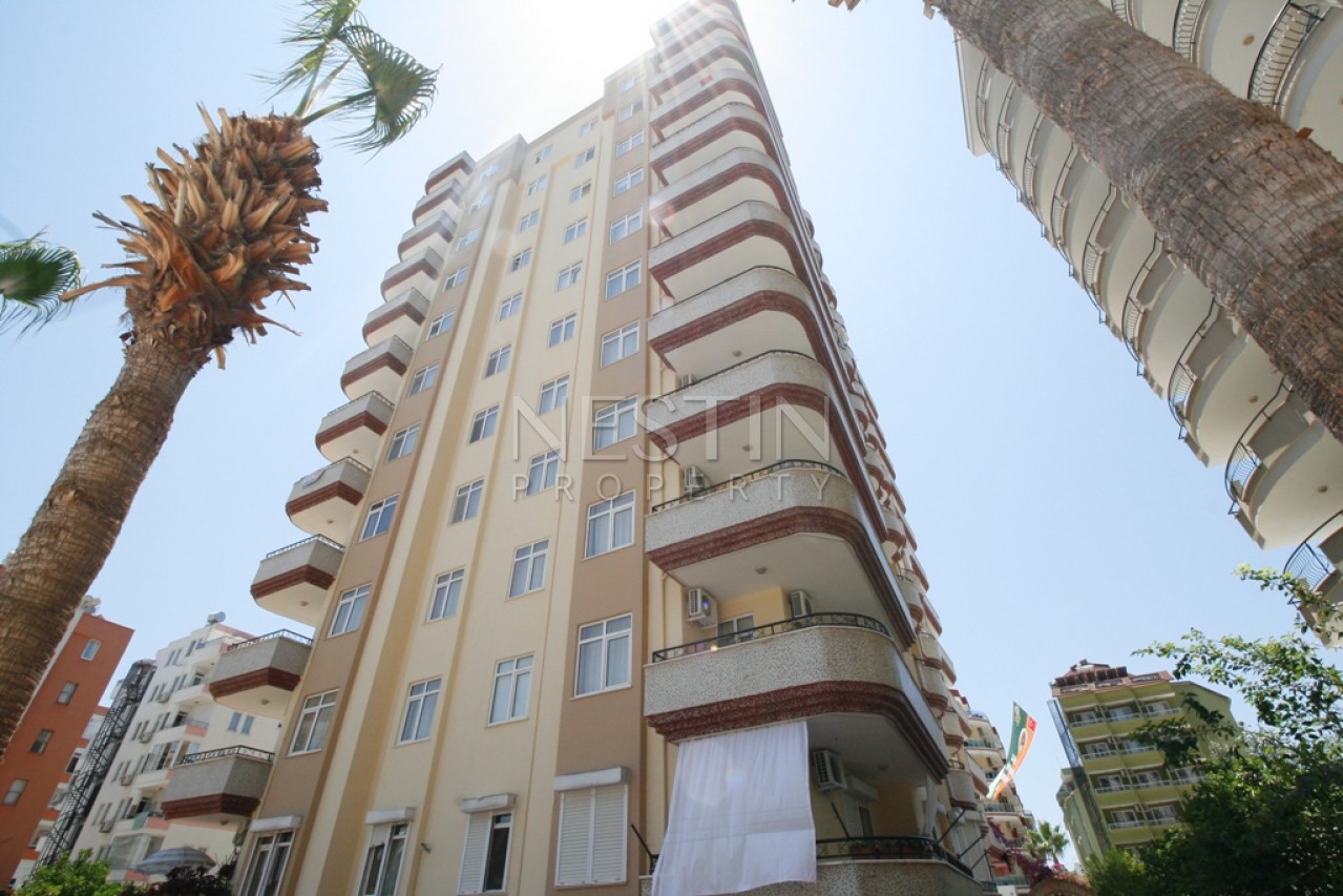 Просторная квартира 3+1 в центре Махмутлара в 100 метрах от моря фото 1