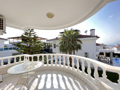 Вилла планировки 4+1 в районе Каргыджак фото 13