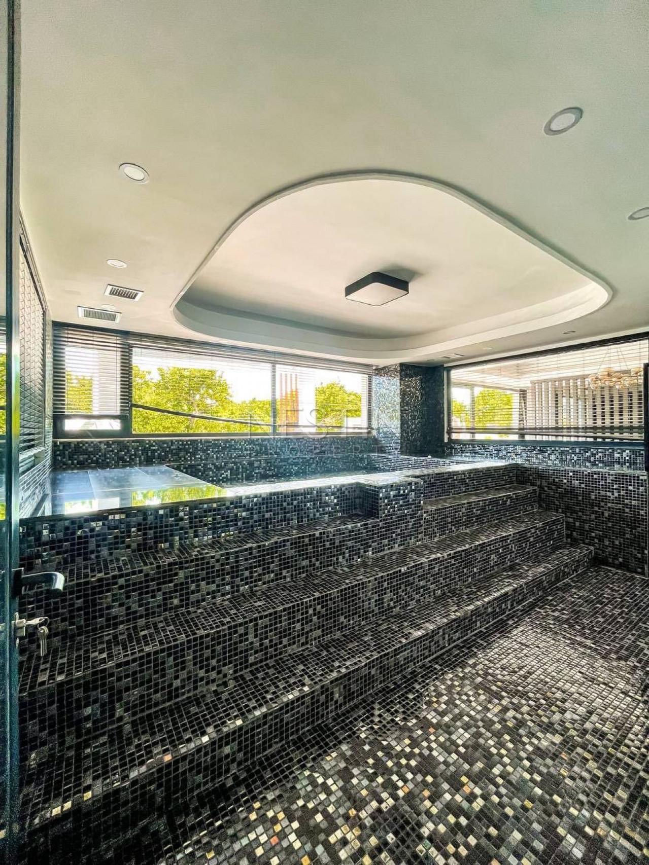 Квартира 1+1 в новом ЖК района верхней Обы фото 4