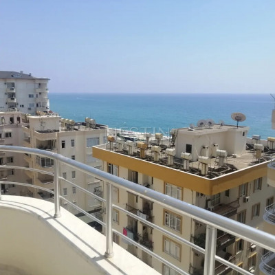 Апартаменты 2+1 в комплексе района Тосмур в 100 метрах от моря фото 2