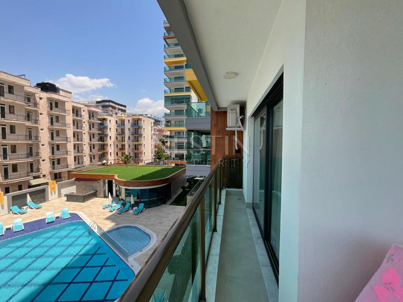 Просторная квартира 1+1 с видом на море в районе Махмутлар фото 19