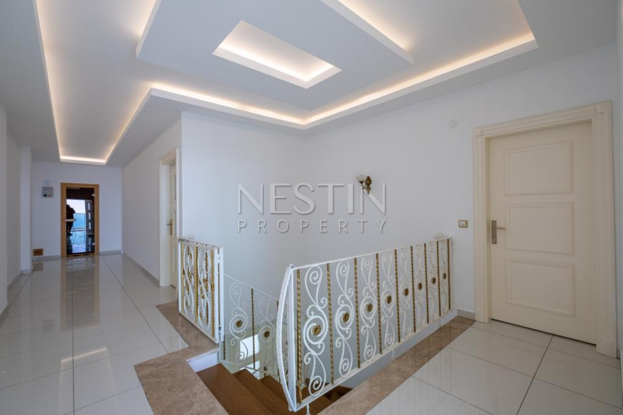 Квартира пентхаус 5+1 с шикарным видом в районе Джикджилли фото 33