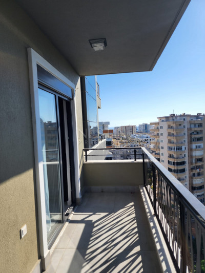 Квартира 1+1 с видом на горы в хорошем ЖК района Махмутлар фото 26