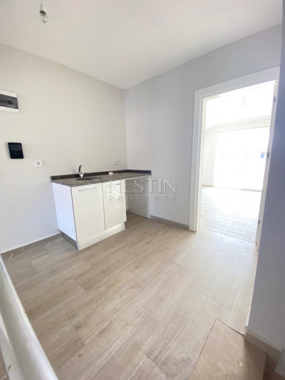 Квартира 3+1 в районе Кестель в 200 метрах от моря фото 10