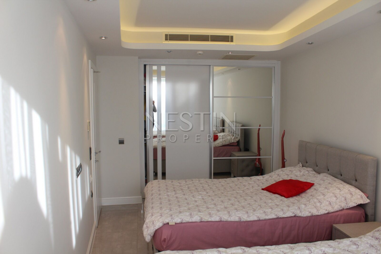 Квартира 2+1 в люксовом жилом комплексе с панорамным видом на море в Конаклы. фото 11