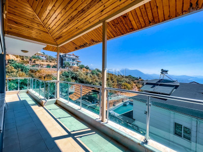 Вилла 5+2 в центре города Аланья в 2000 м от моря фото 36