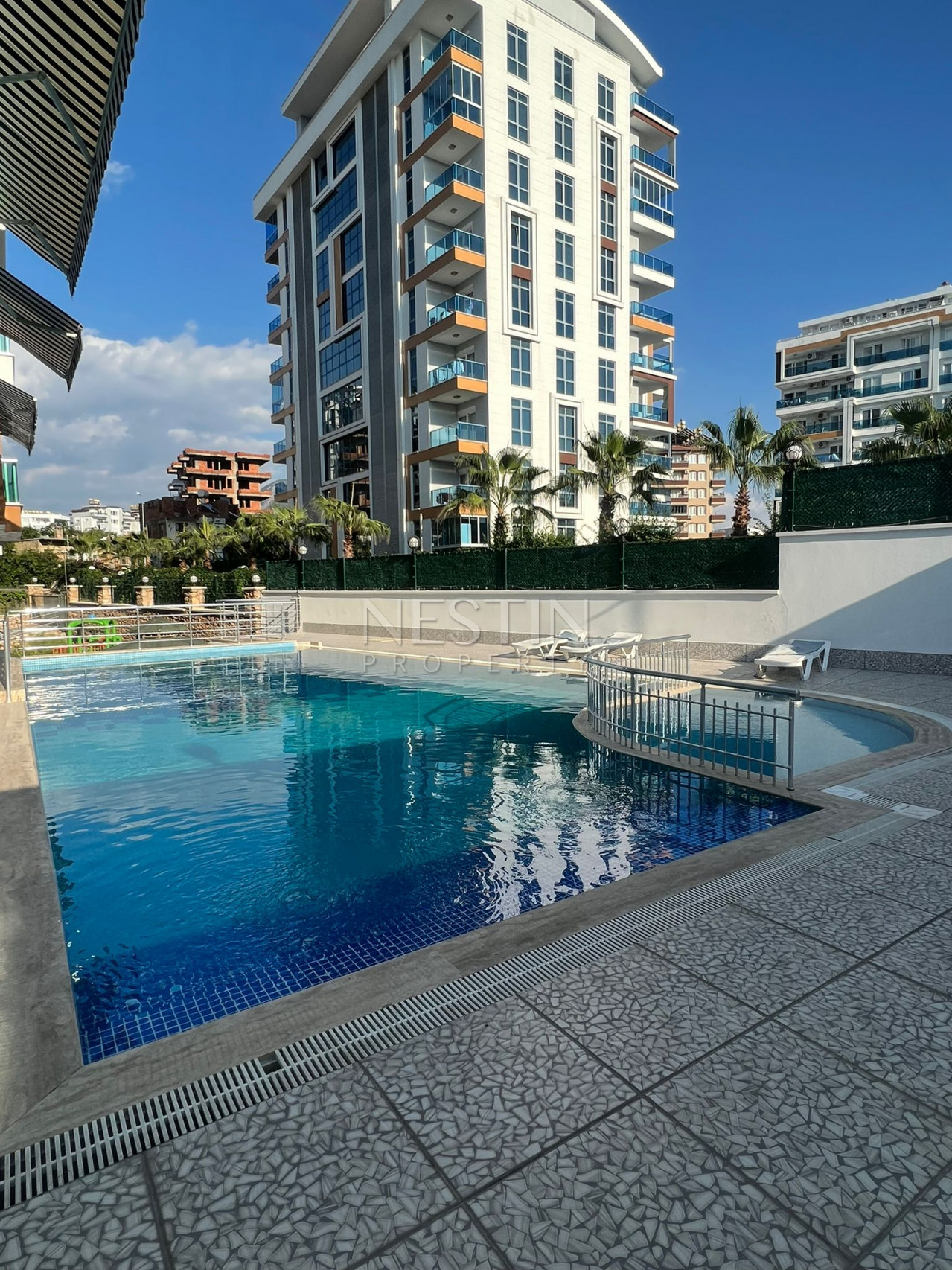 Большая квартира 1+1 в районе Тосмур в 200 м от моря фото 2