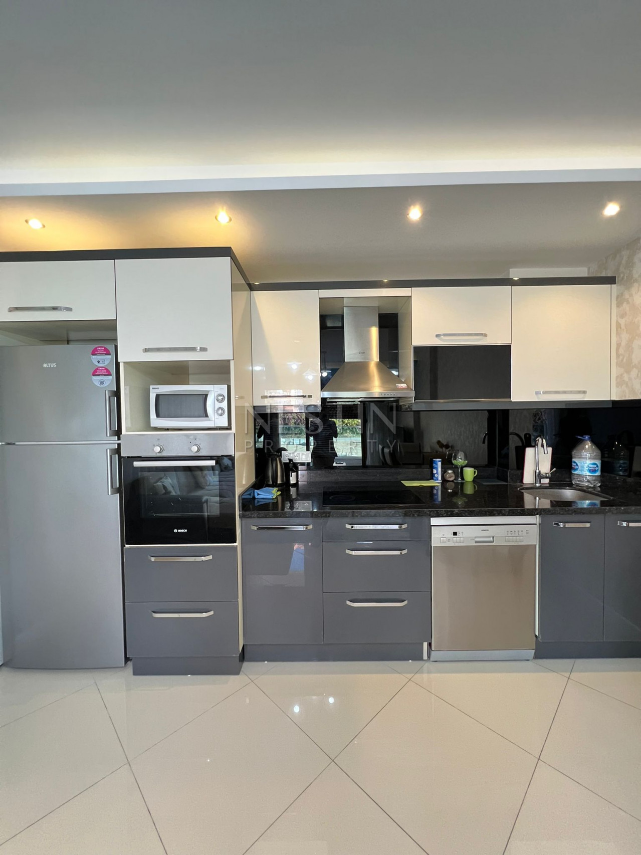 Большая квартира 1+1 в районе Тосмур в 200 м от моря фото 10