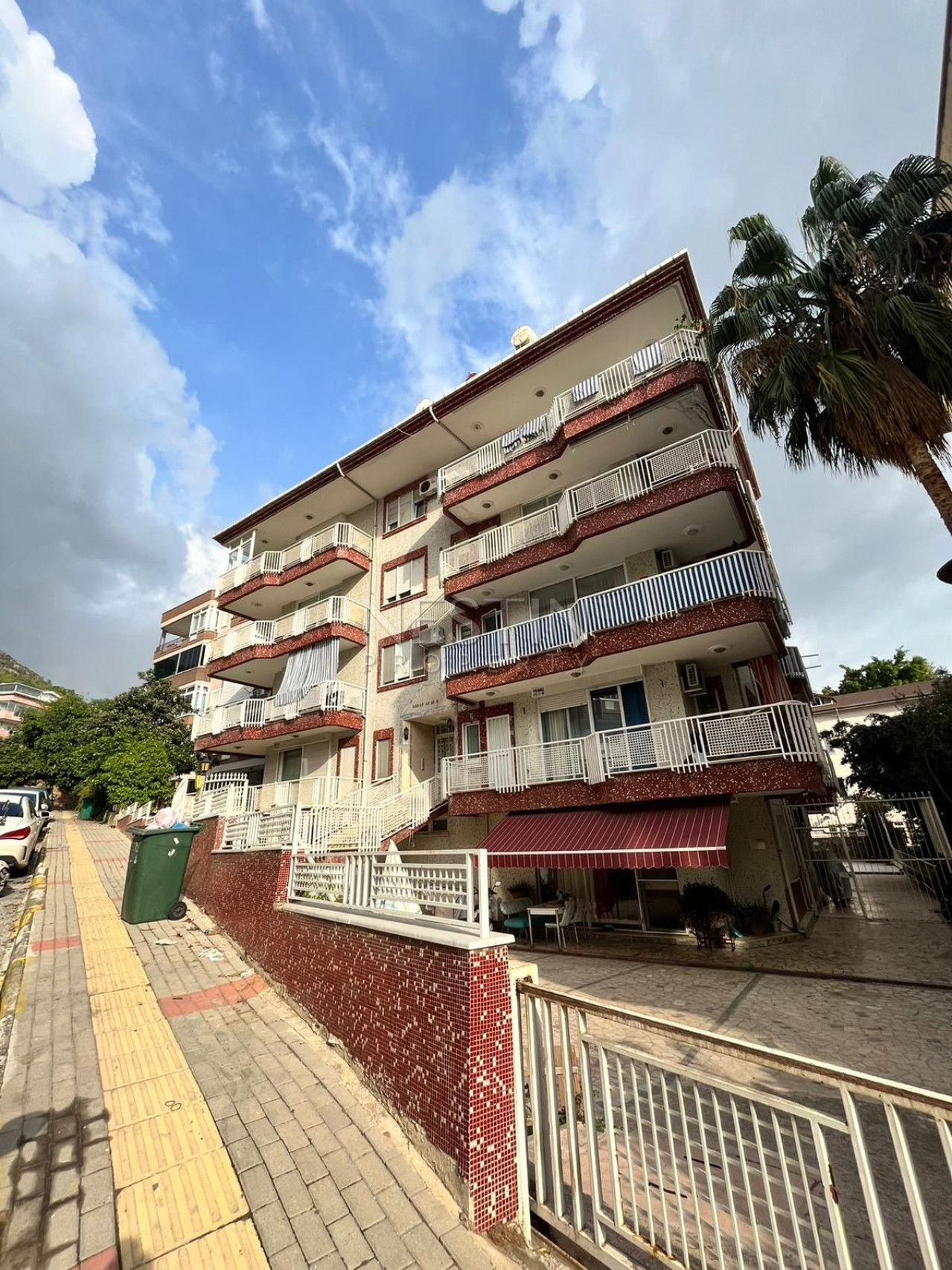 Апартаменты 2+1 в центре Алании, в 500 метрах от пляжа Клеопатра фото 1