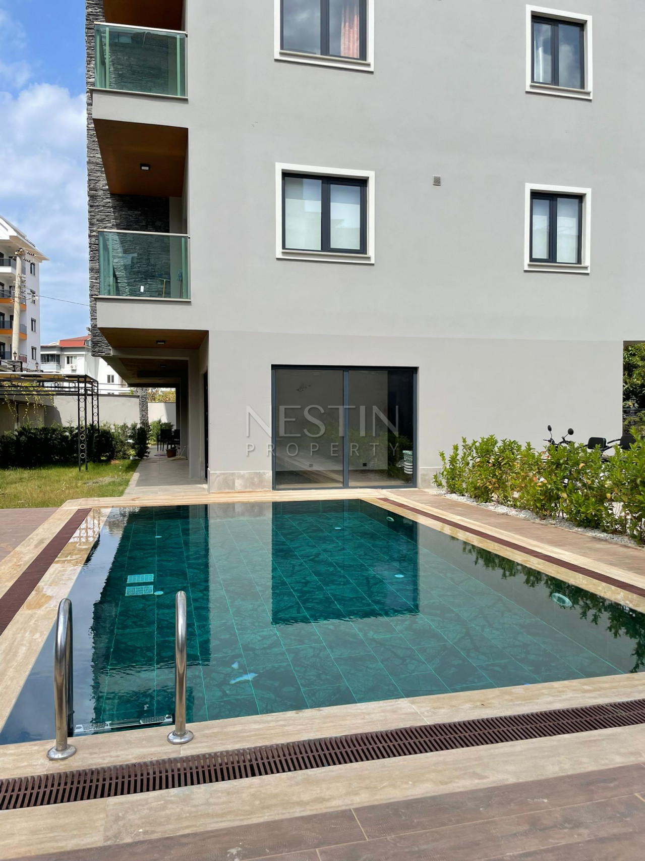 Меблированная квартира 1+1 в районе Оба, в 1200 метрах от Средиземного моря фото 1