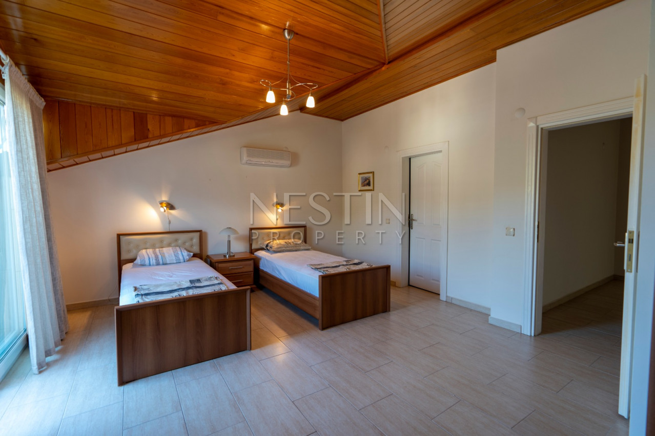 Квартира пентхаус 3+2 в районе Джикджилли с видом на горы и окрестности фото 25