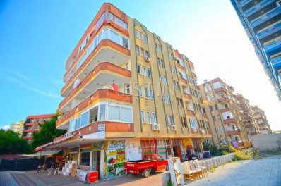 Меблированная квартира 2+1 в комплексе на первой линии моря в Махмутларе фото 1