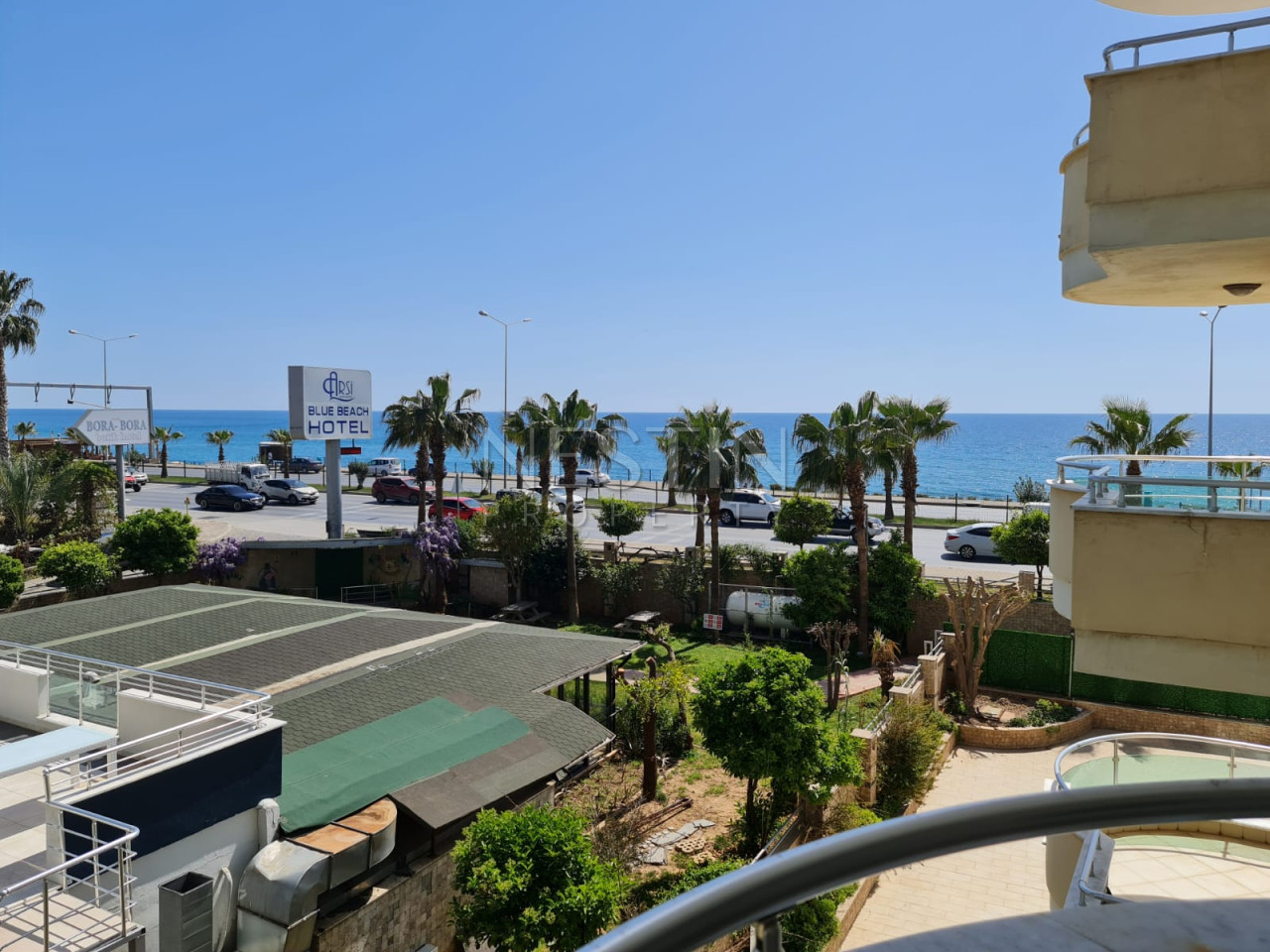 Квартира 1+1 в районе Тосмур, в 30 м от Средиземного моря фото 3