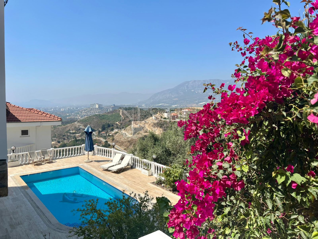 Вилла 3+2 в районе Каргыджак с видом на море и горы в 4,5 км от Средиземного моря фото 4