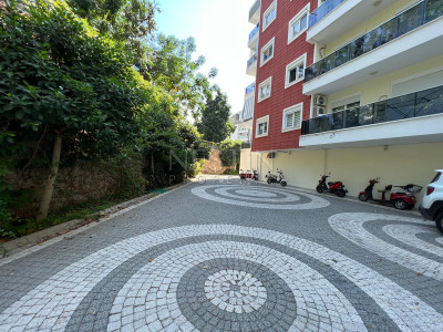 Квартира дуплекс 5+1 в районе Тосмур, в 700 м от Средиземного моря фото 1