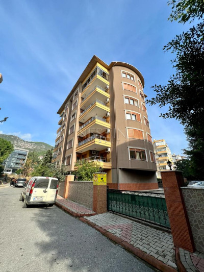 Квартира 2+1 в центре Аланьи в 250 м от Средиземного моря. фото 2