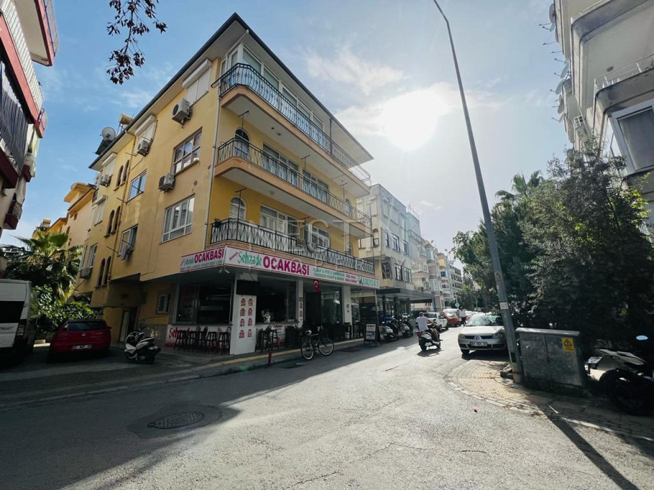 Квартира 1+1 в центре Аланьи в 50 м от Средиземного моря. фото 1