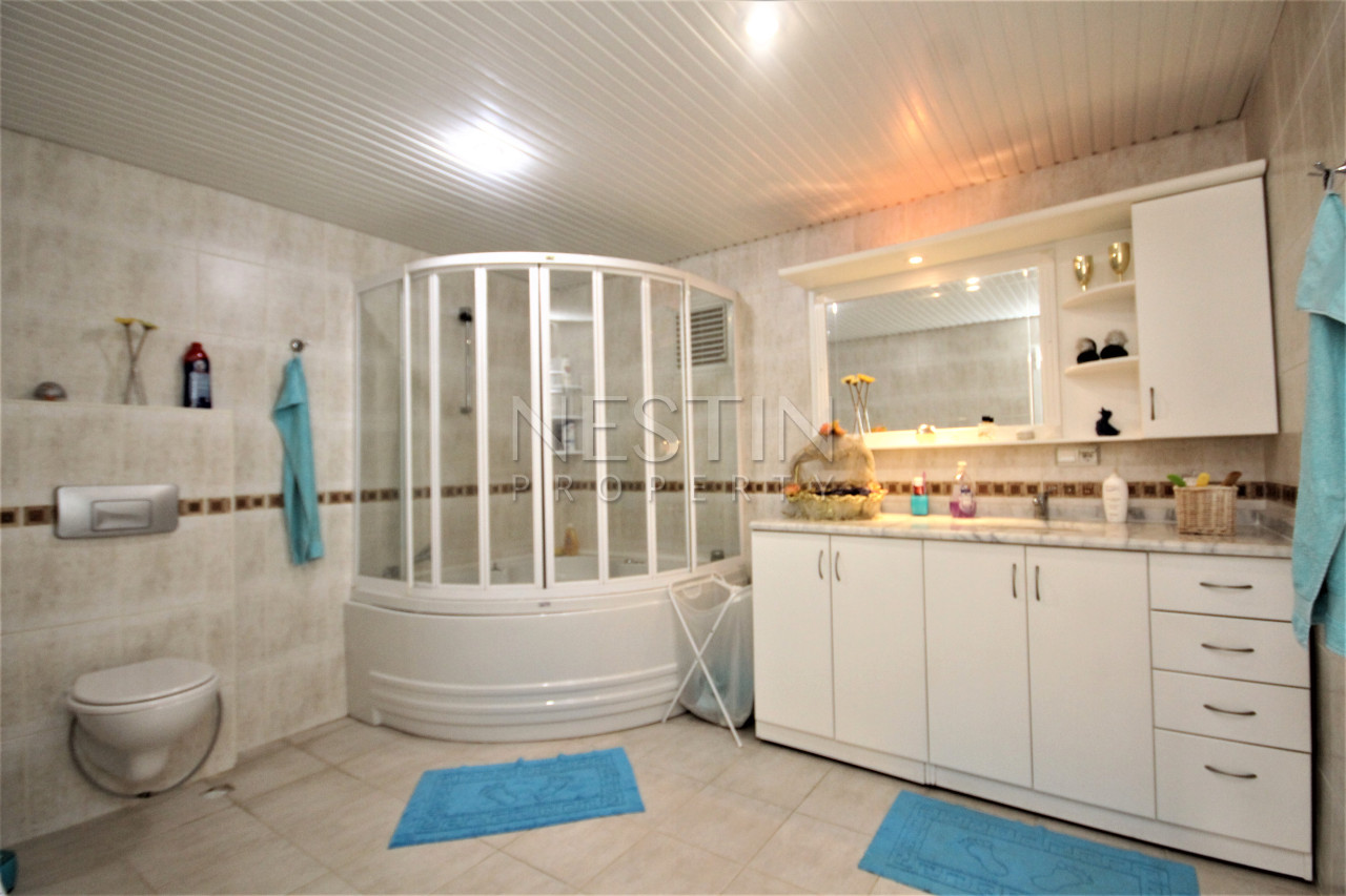 Квартира дуплекс 3+1 в районе Тосмур, в 100 м от Средиземного моря фото 21