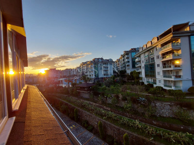 Квартира дуплекс 3+1 в районе Оба, 1,1 км от Средиземного моря фото 1