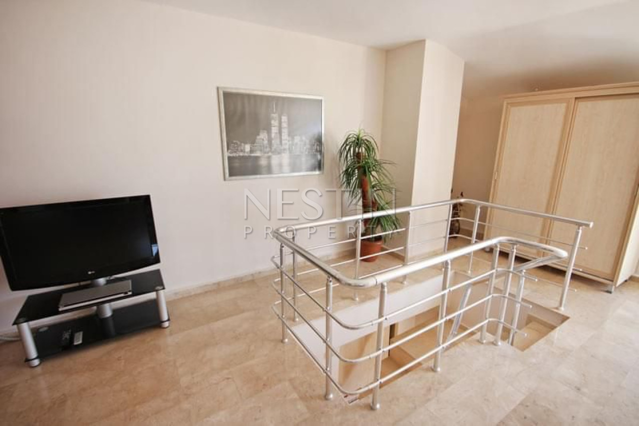 Квартира дуплекс 4+1, в районе Тосмур, в 10 м от Средиземного моря фото 25