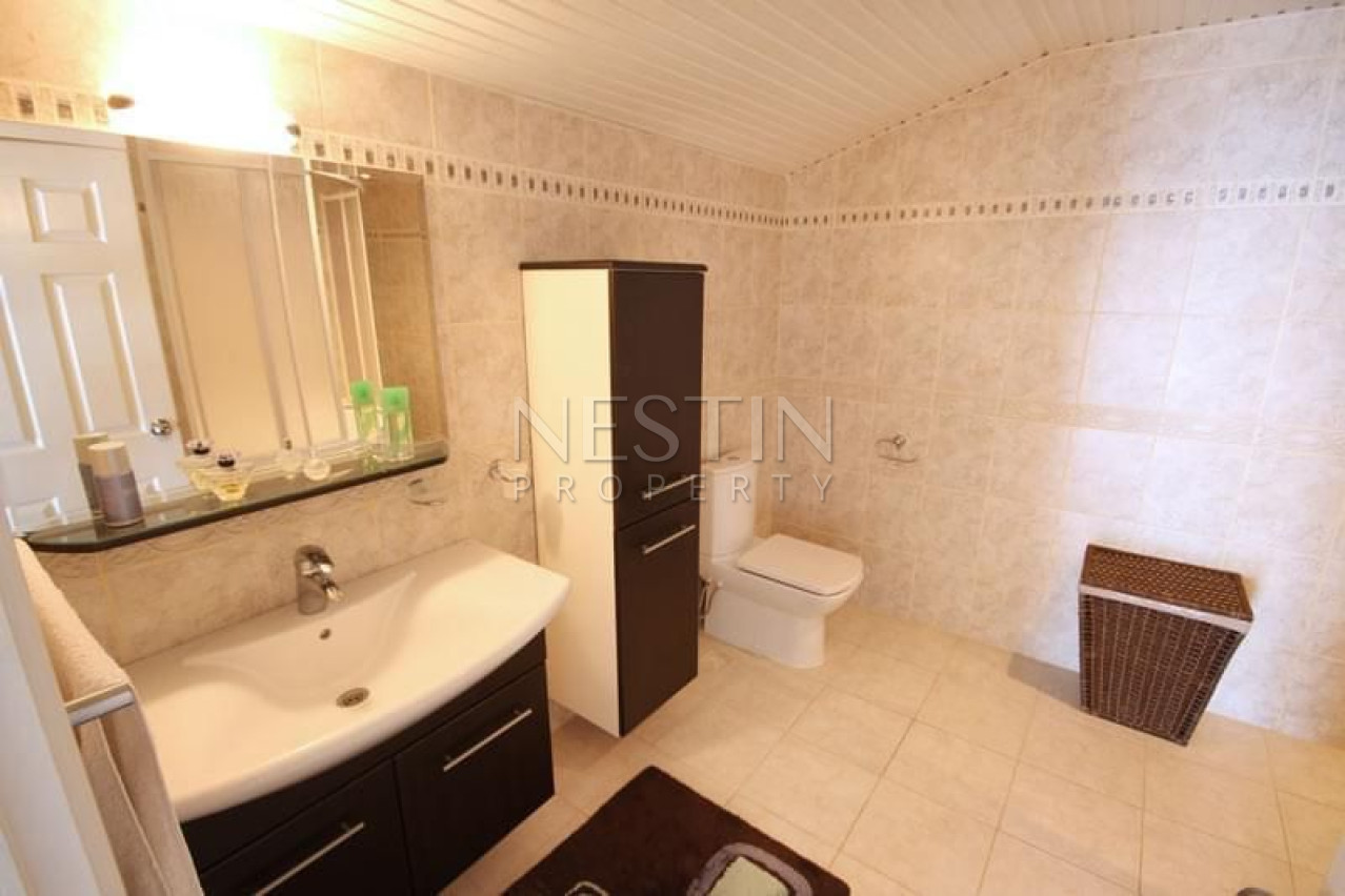 Квартира дуплекс 4+1, в районе Тосмур, в 10 м от Средиземного моря фото 27