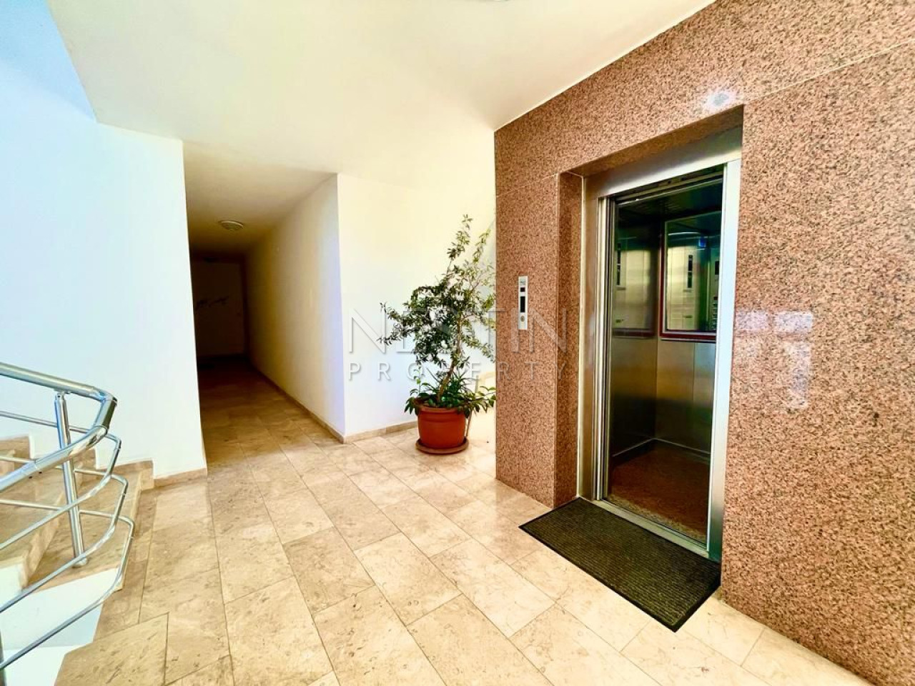 Квартира дуплекс 4+1, в районе Тосмур, в 10 м от Средиземного моря фото 32