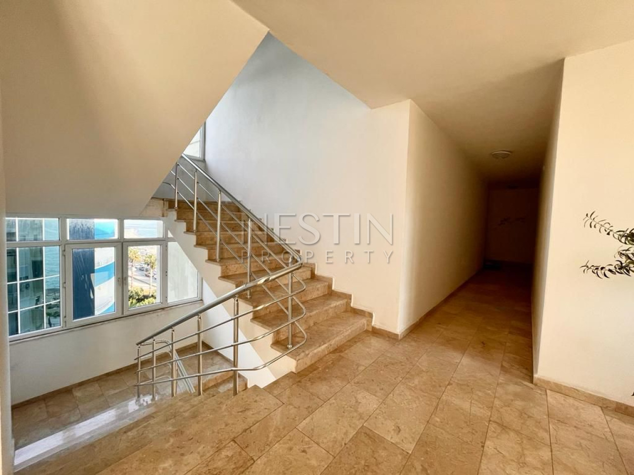 Квартира дуплекс 4+1, в районе Тосмур, в 10 м от Средиземного моря фото 33