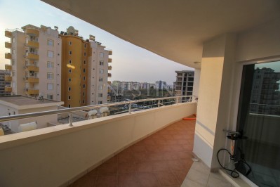 Квартира 2+1 с мебелью в известном красивом комплексе в Махмутларе фото 12