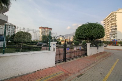 Квартира 2+1 с мебелью в известном красивом комплексе в Махмутларе фото 9