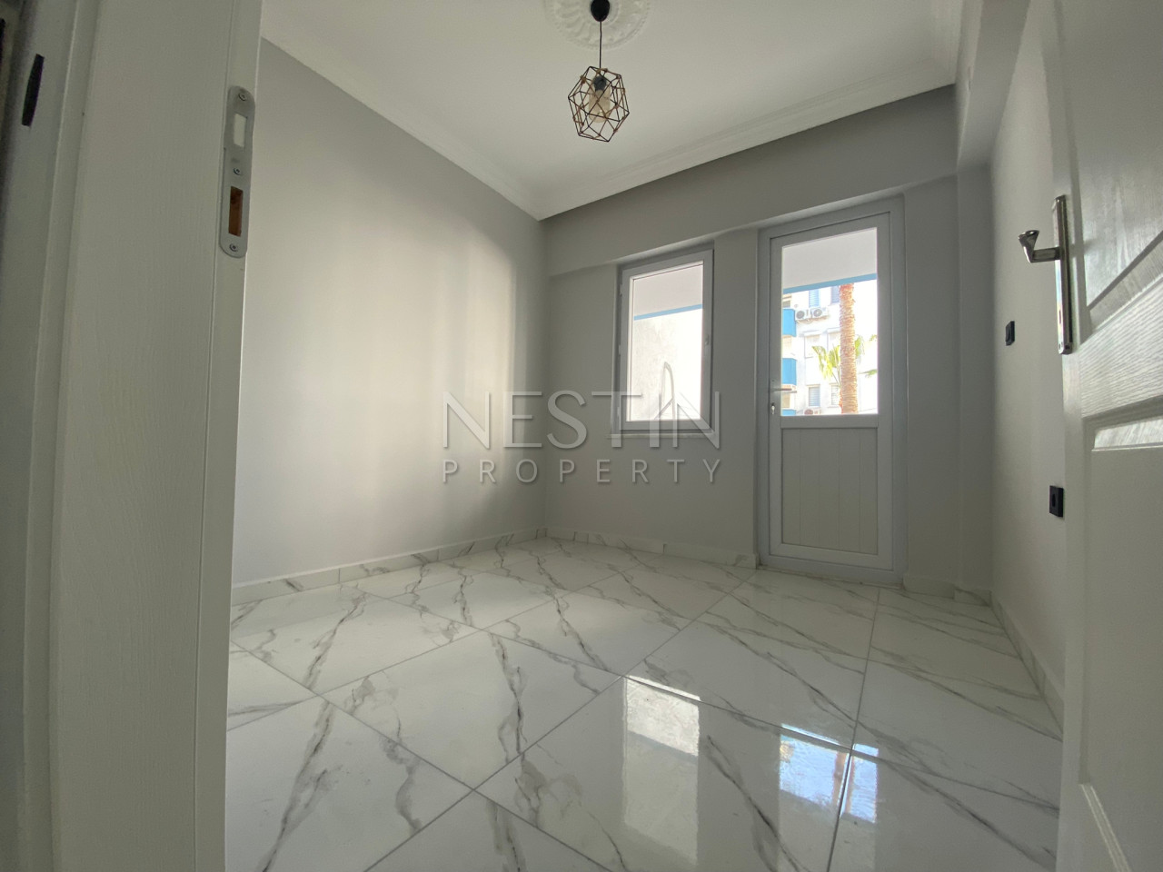 Квартира 2+1 в курортном районе Конаклы в 100 м от Средиземного моря. фото 6