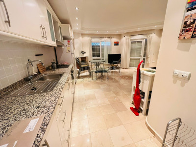 Квартира 2+1 в центре города Аланья в районе Тепе с видом горы фото 4