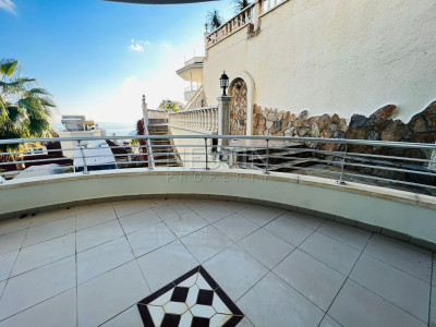 Квартира 2+1 в центре города Аланья в районе Тепе с видом горы фото 12