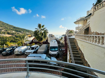 Квартира 2+1 в центре города Аланья в районе Тепе с видом горы фото 14