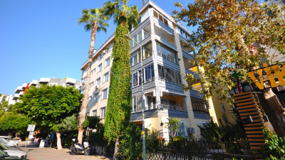 Квартира 2+1 в центре города Аланья в 50 м от Средиземного моря фото 1